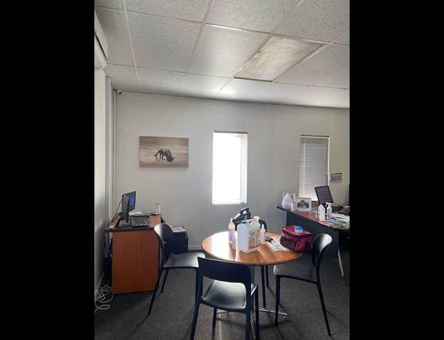 425M² WAREHOUSE TO LET IN RANDBURG CENTRAL